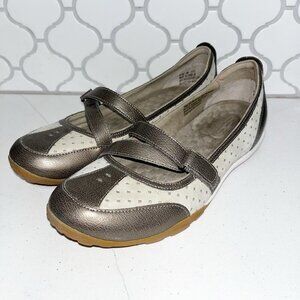 Clarks Privo Womens Sneakers Slip On Mary Jane Leather Beige Metallic Sz 8